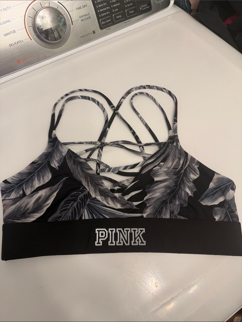 NWOT PINK Victoria's Secret Black & Gray Palm-Print Strappy Sports Bra